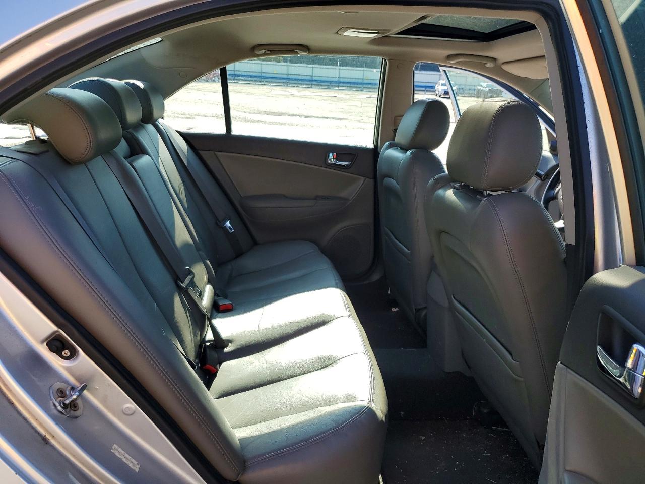 2009 HYUNDAI SONATA