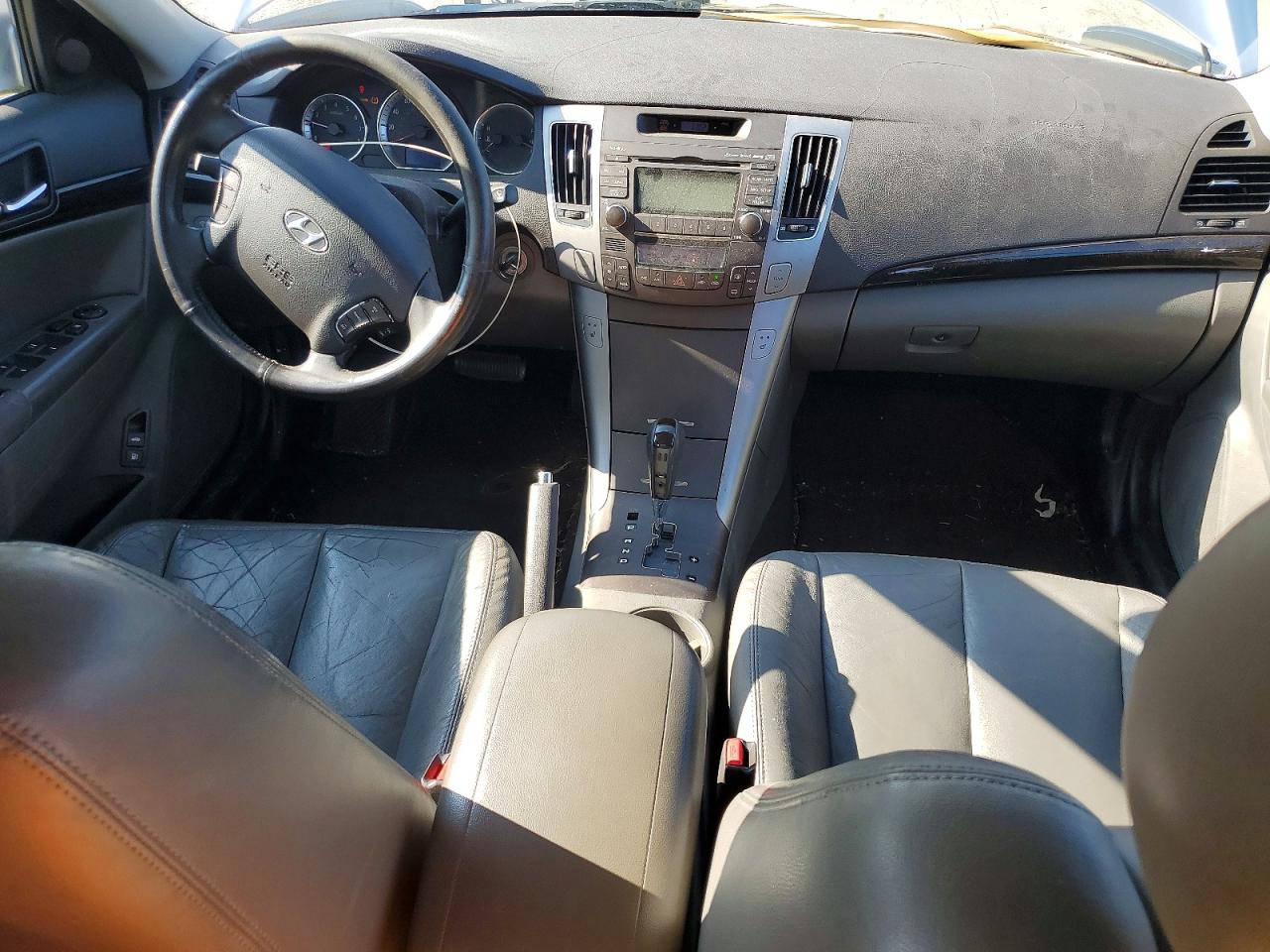 2009 HYUNDAI SONATA