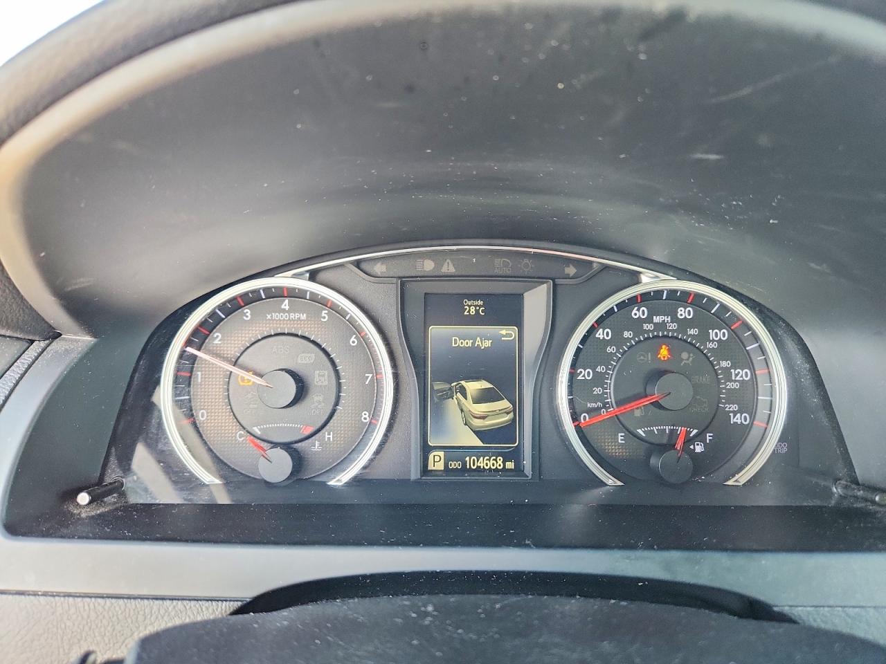 2016 TOYOTA CAMRY