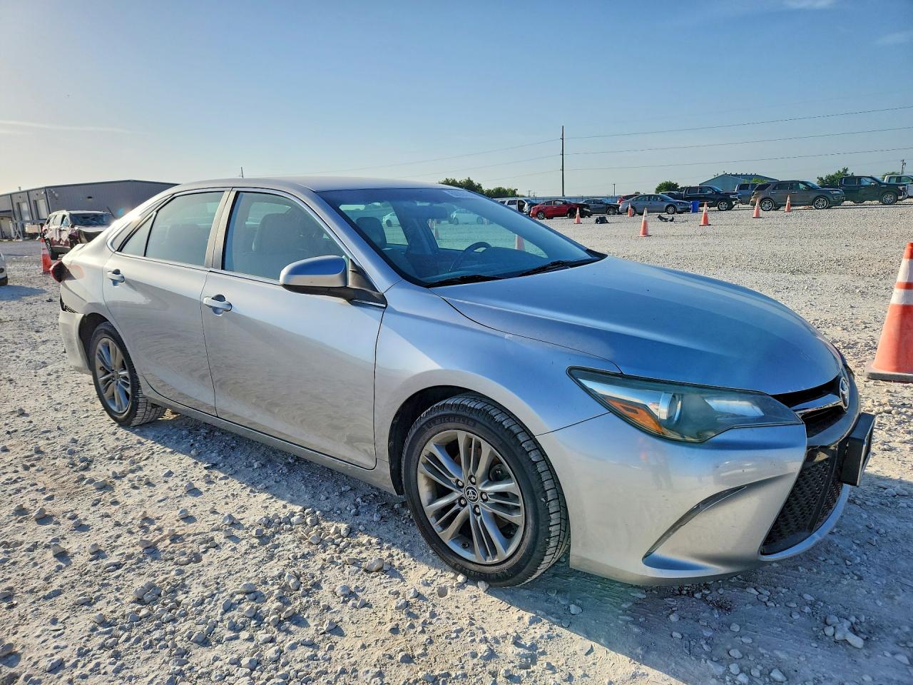 2016 TOYOTA CAMRY