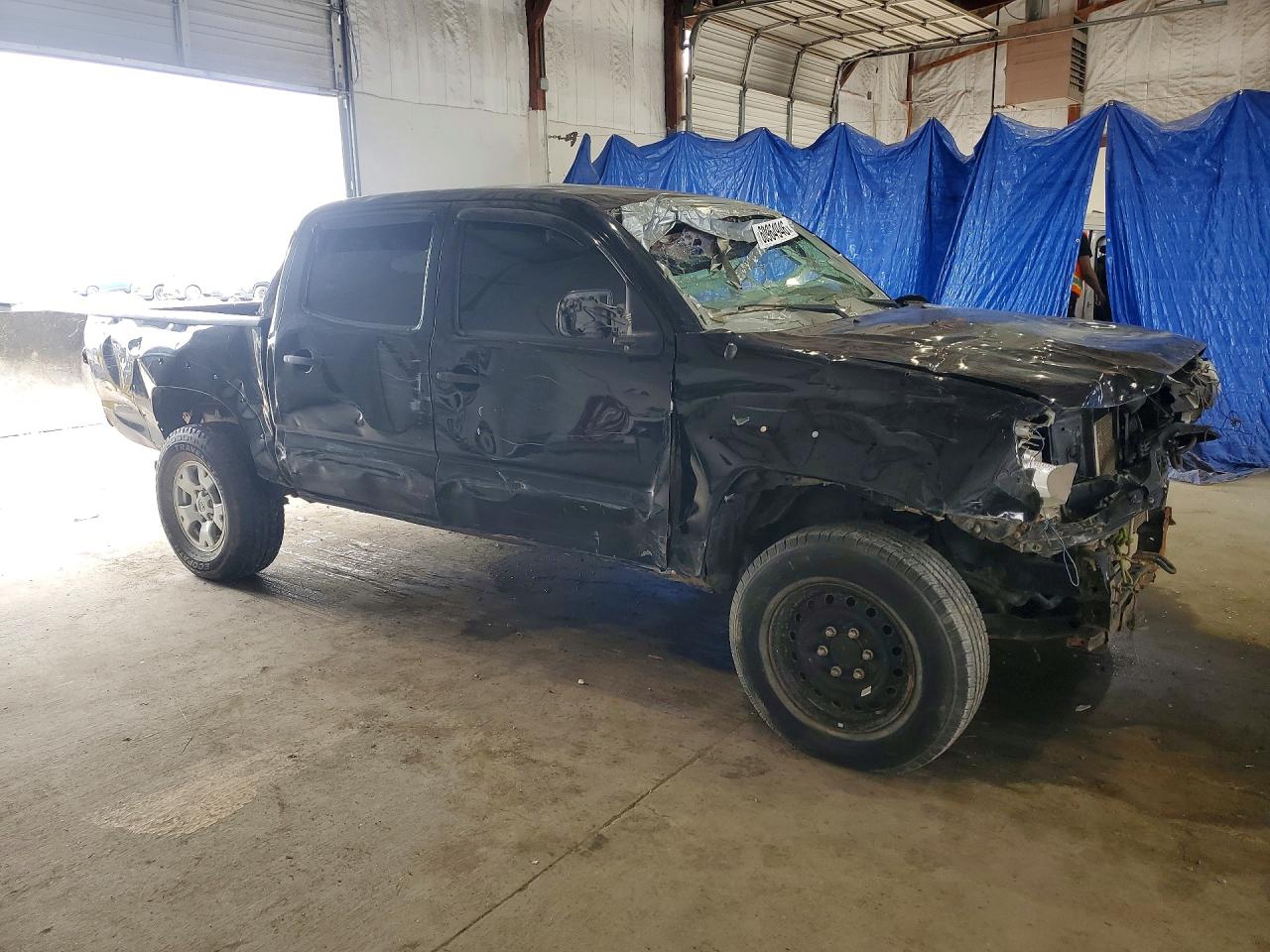 2013 TOYOTA TACOMA