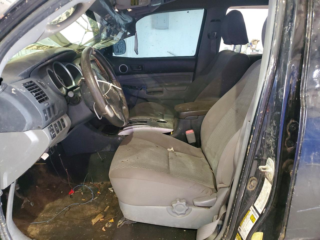 2013 TOYOTA TACOMA