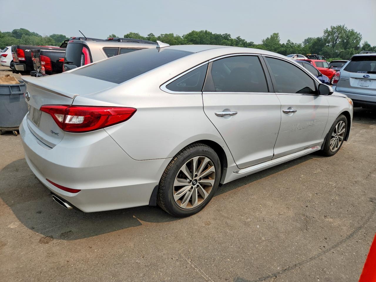 2016 HYUNDAI SONATA