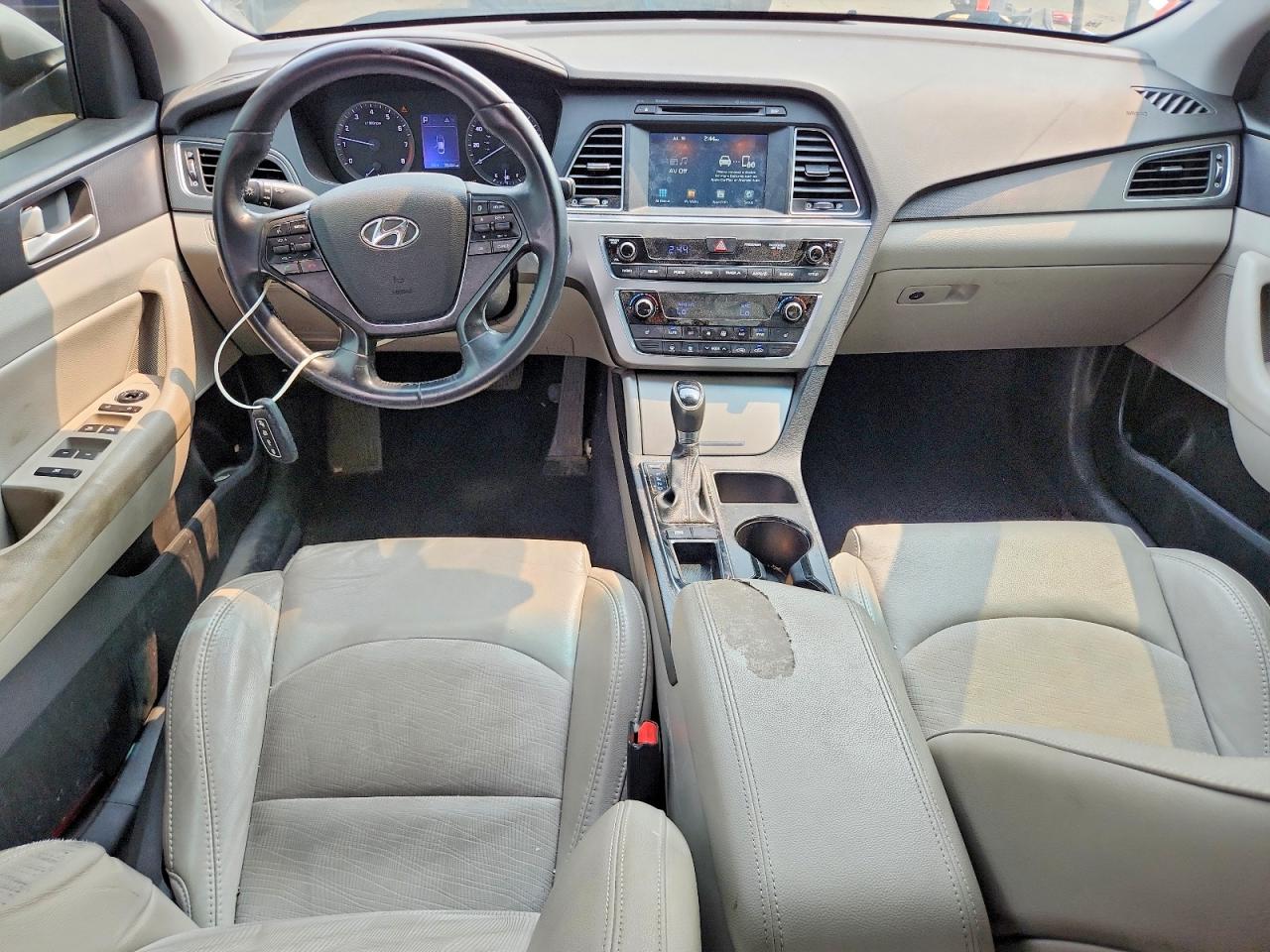 2016 HYUNDAI SONATA