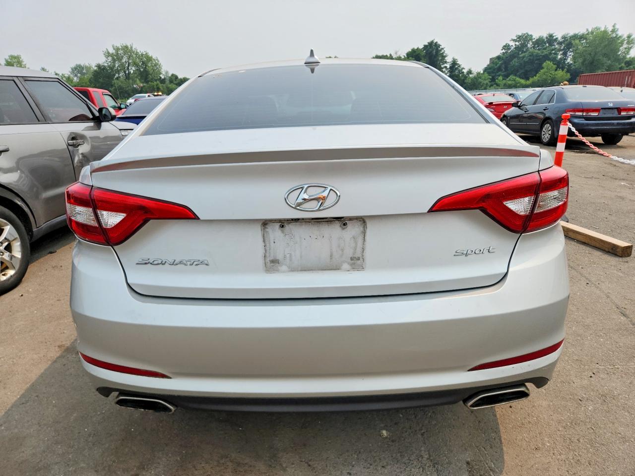 2016 HYUNDAI SONATA
