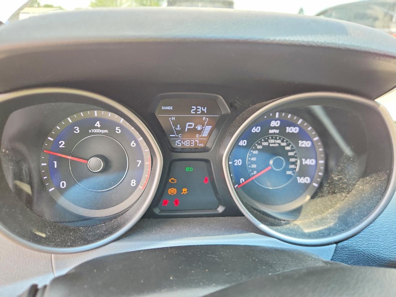 2014 HYUNDAI ELANTRA