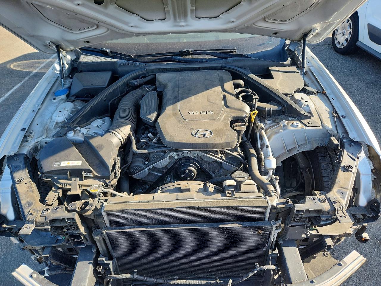 2015 HYUNDAI GENESIS