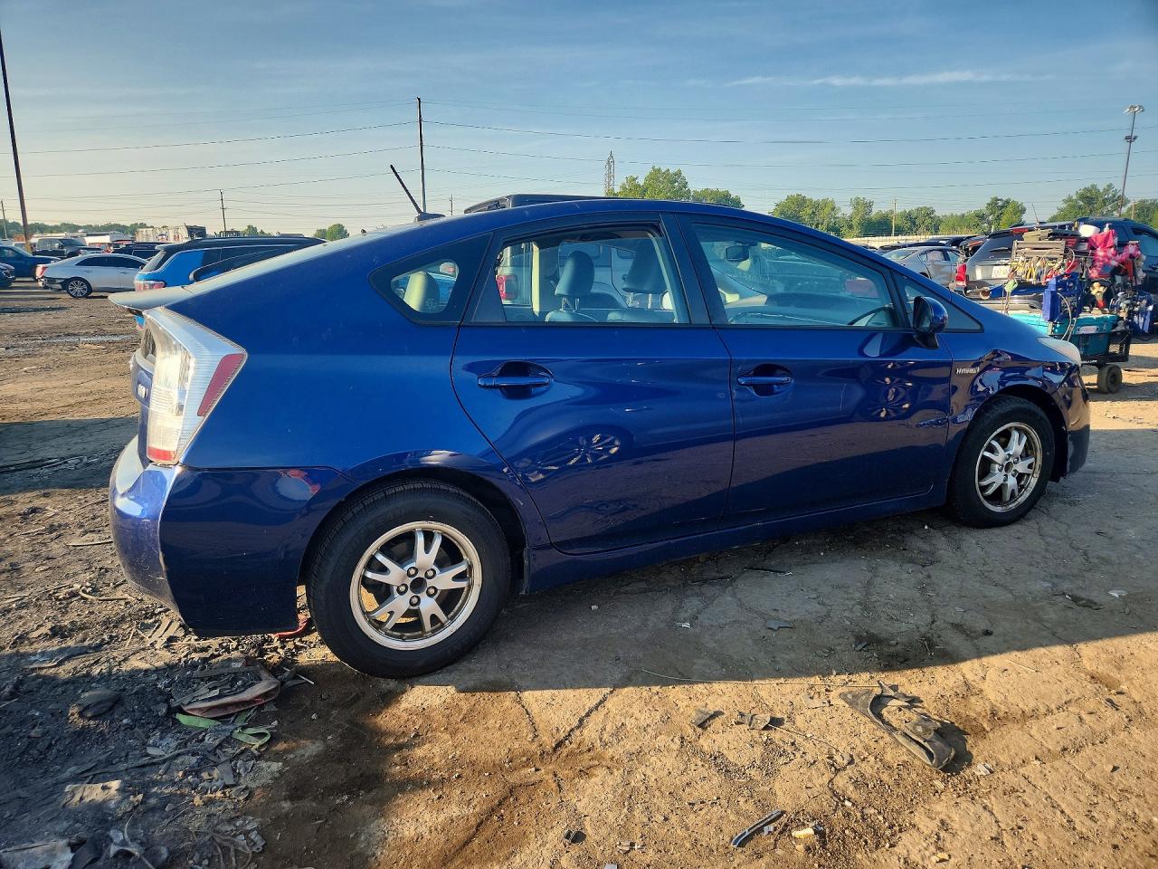 2011 TOYOTA PRIUS