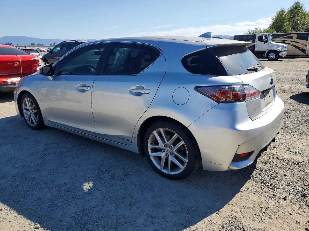 2015 LEXUS CT 200