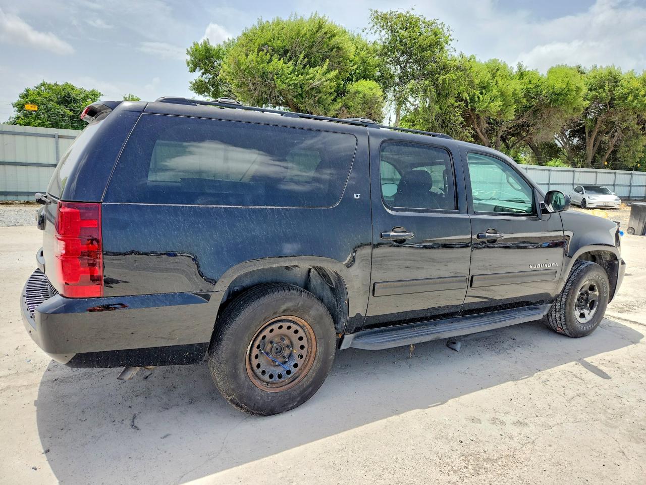 2014 CHEVROLET SUBURBAN
