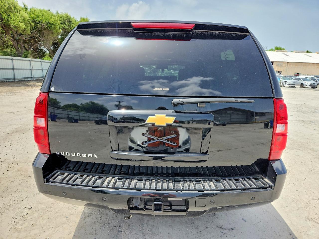 2014 CHEVROLET SUBURBAN