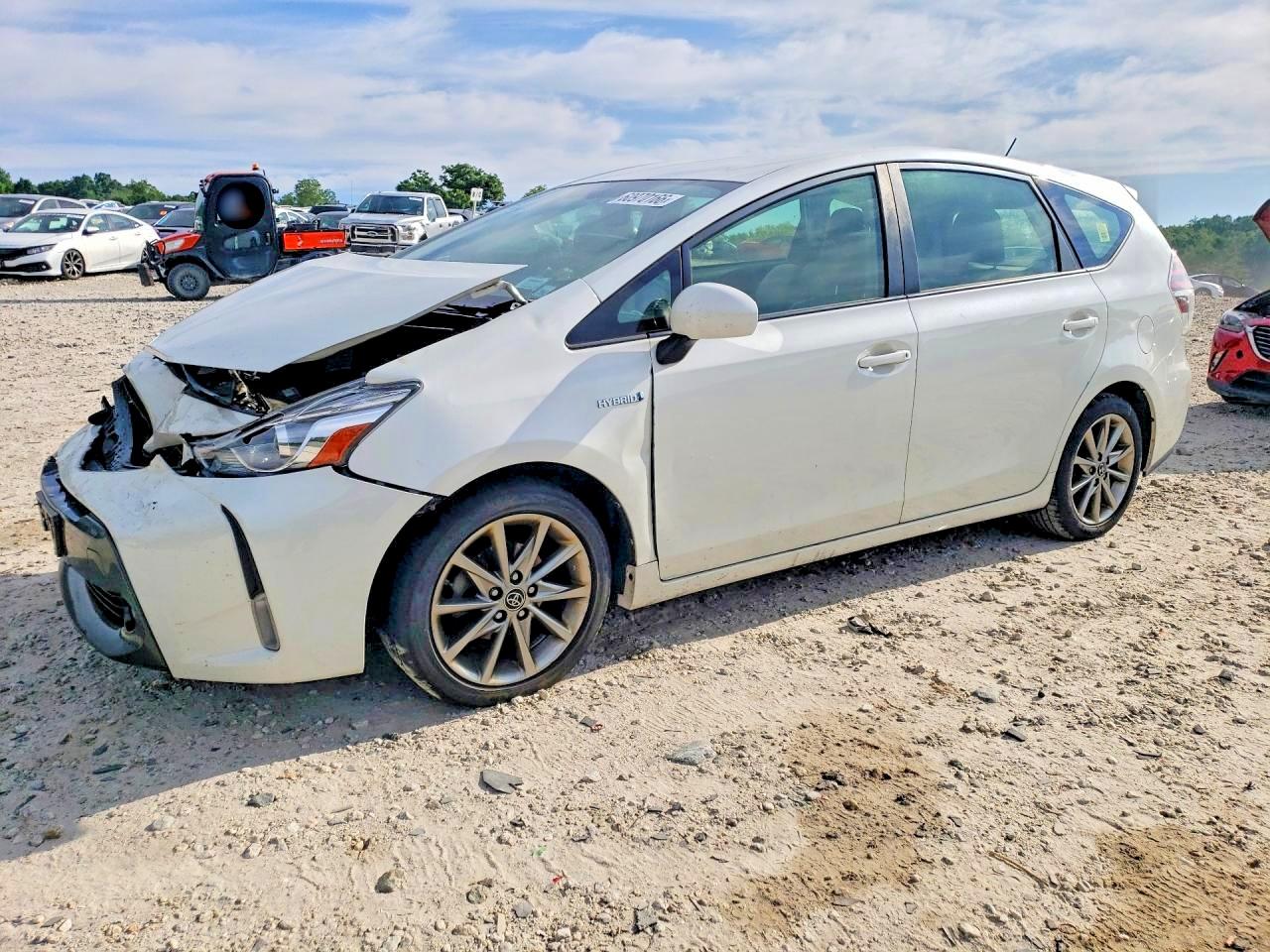 2015 TOYOTA PRIUS