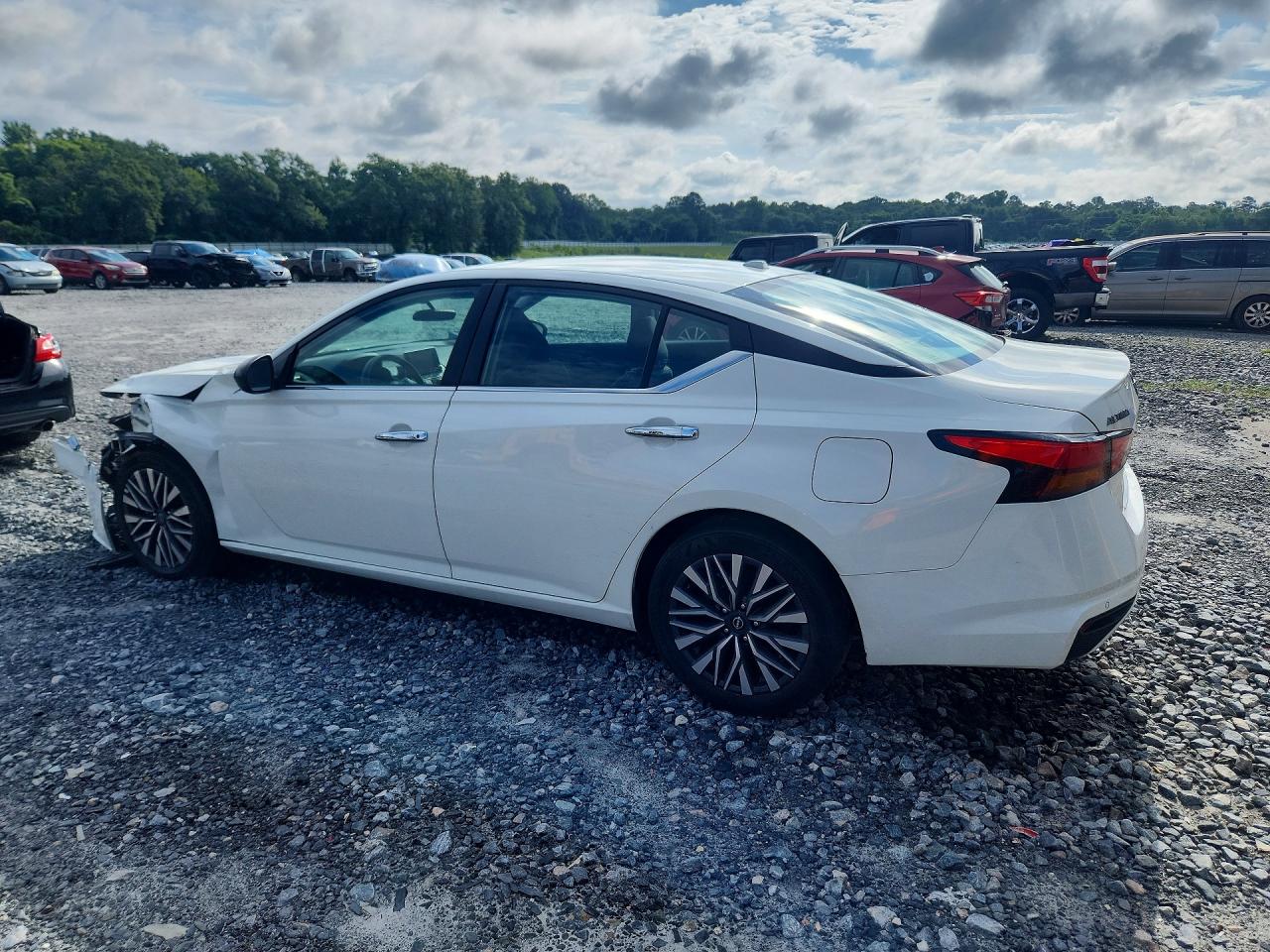 2025 NISSAN ALTIMA