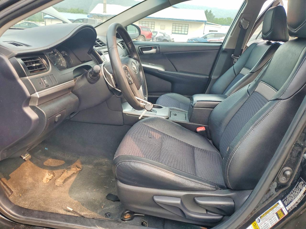 2014 TOYOTA CAMRY