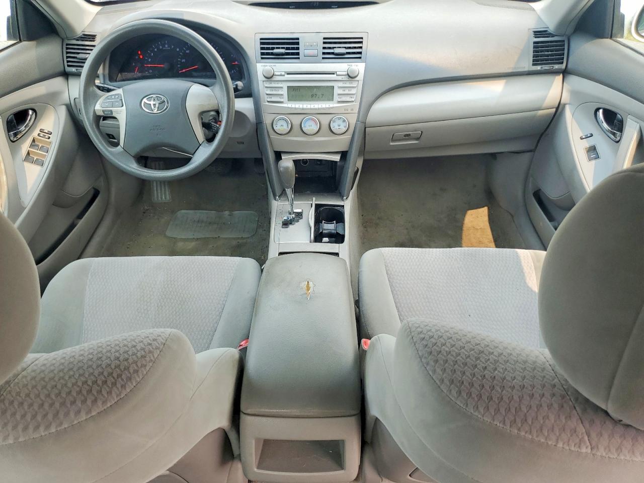 2011 TOYOTA CAMRY