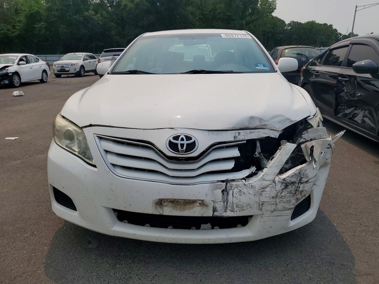 2011 TOYOTA CAMRY