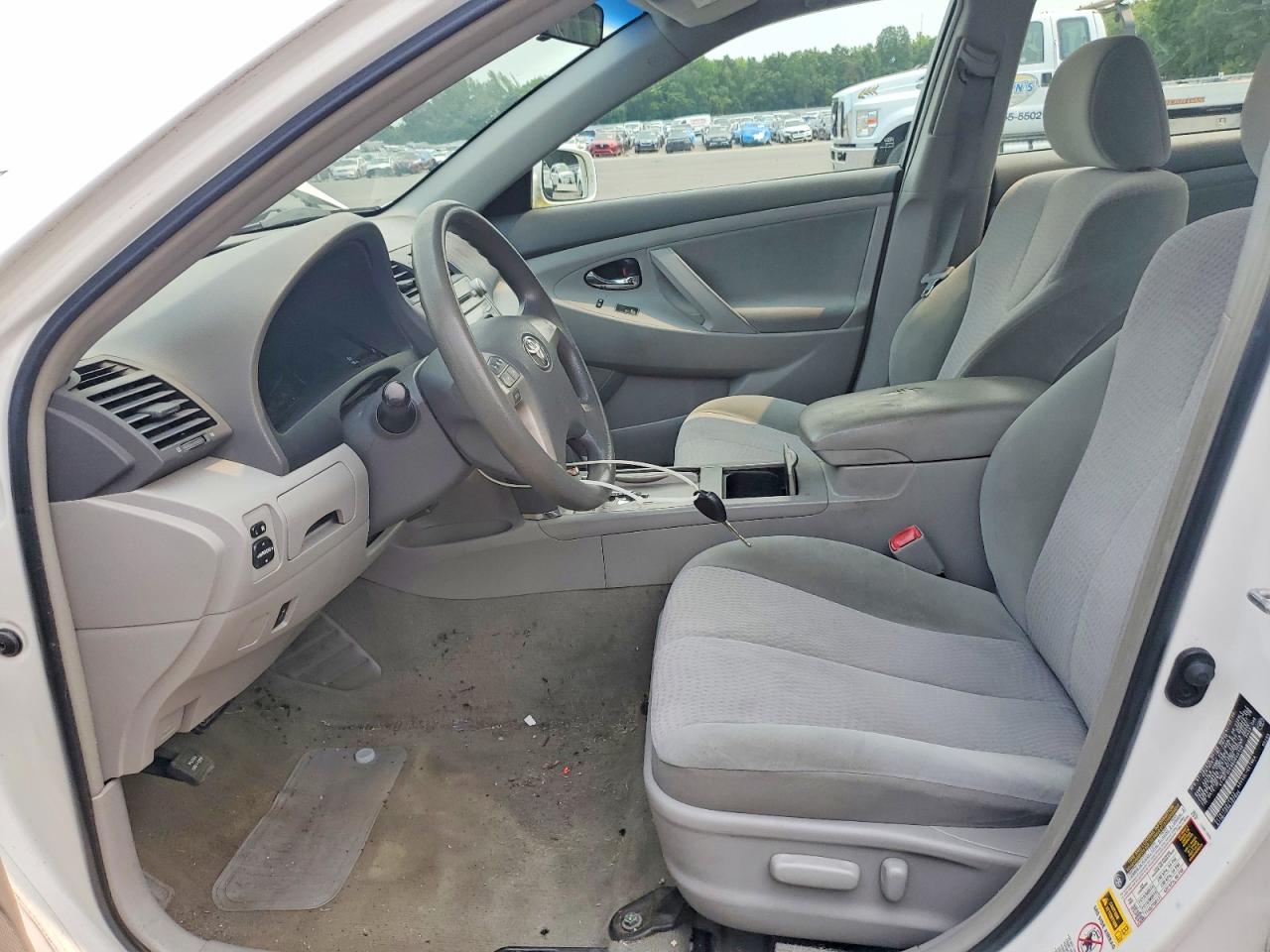 2011 TOYOTA CAMRY