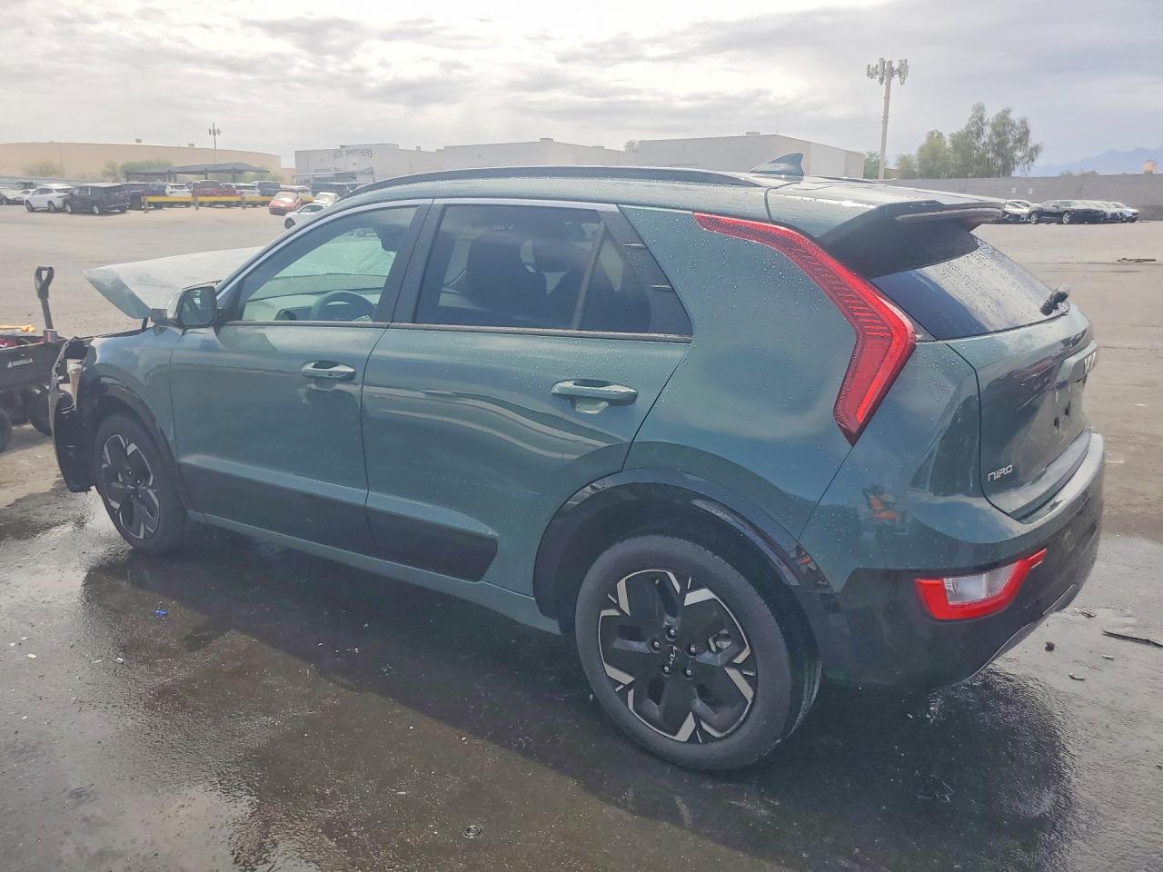 2023 KIA NIRO