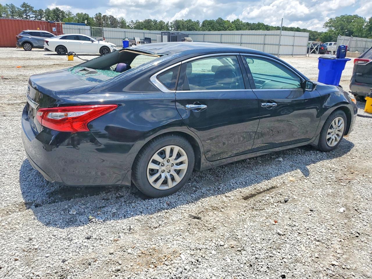 2017 NISSAN ALTIMA