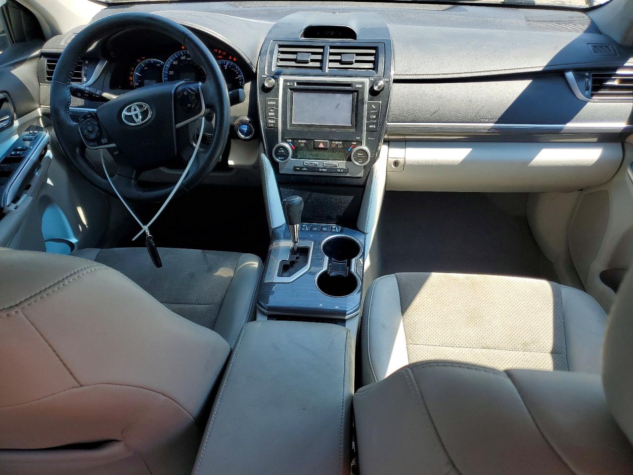 2012 TOYOTA CAMRY SOLA