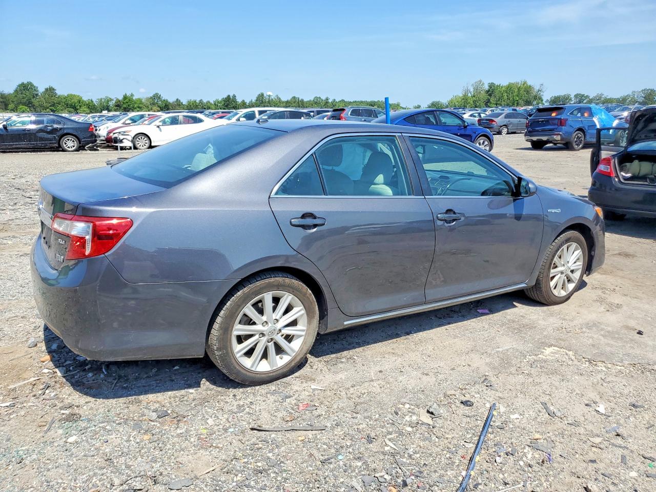 2012 TOYOTA CAMRY SOLA