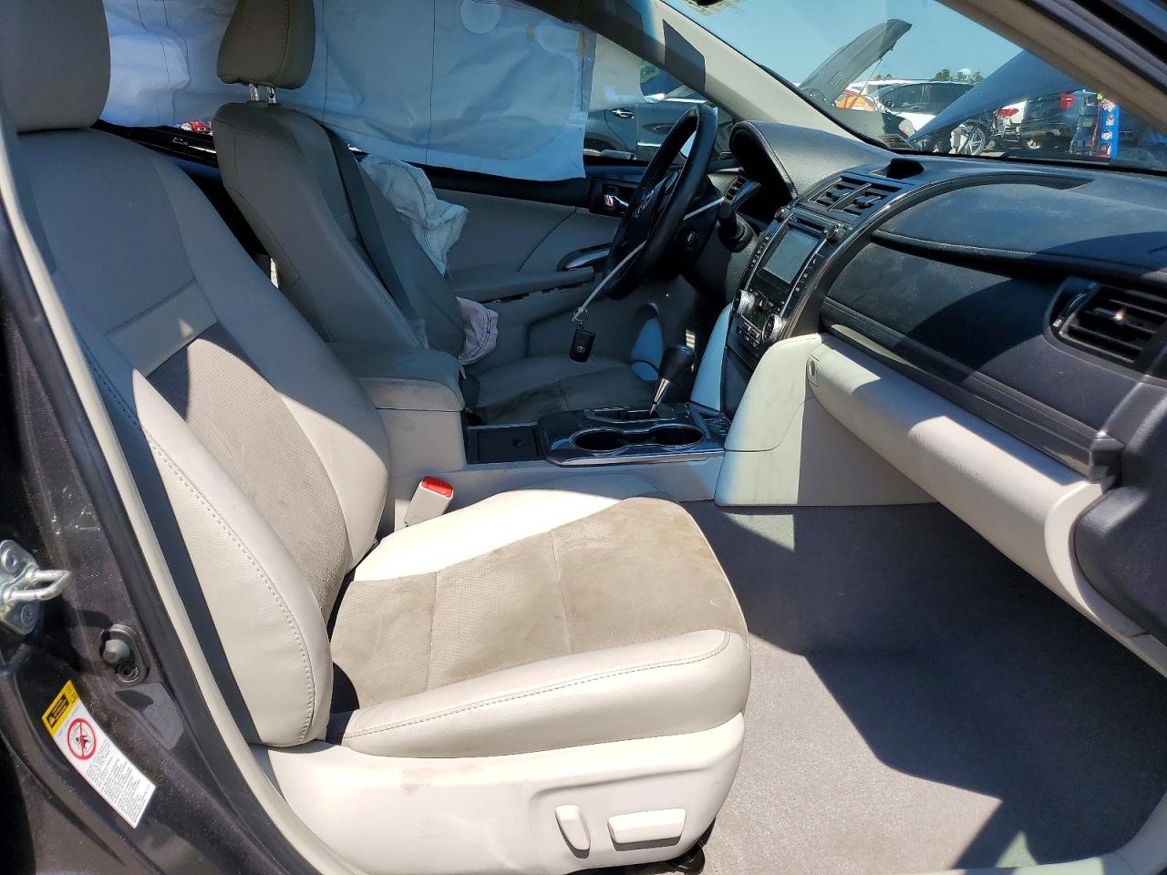 2012 TOYOTA CAMRY SOLA
