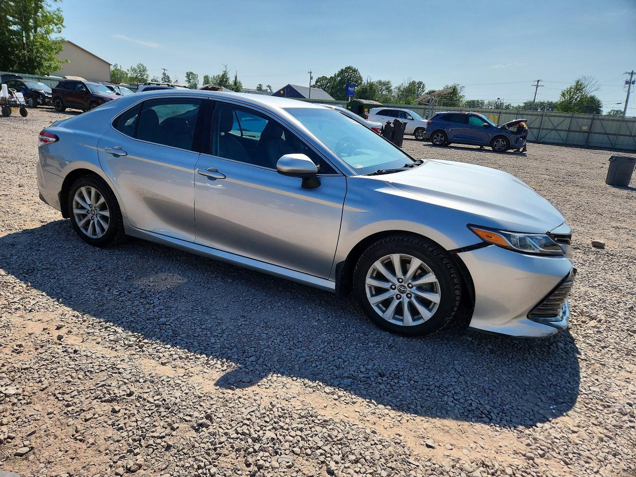 2018 TOYOTA CAMRY