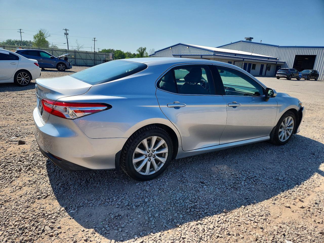 2018 TOYOTA CAMRY