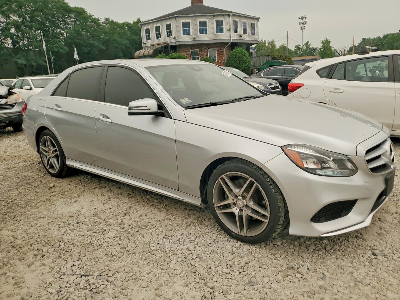 2014 MERCEDES-BENZ E-CLASS
