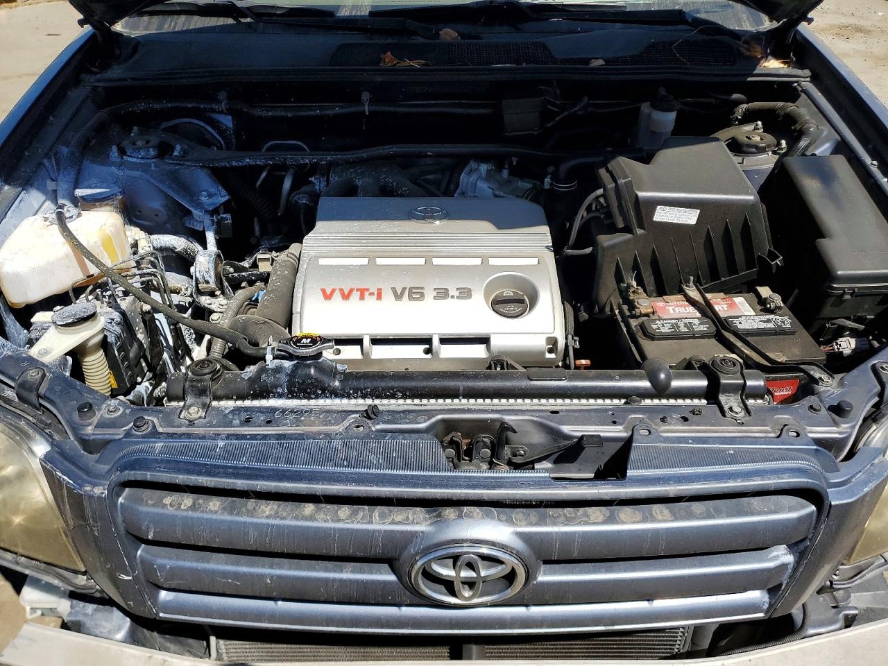 2005 TOYOTA HIGHLANDER