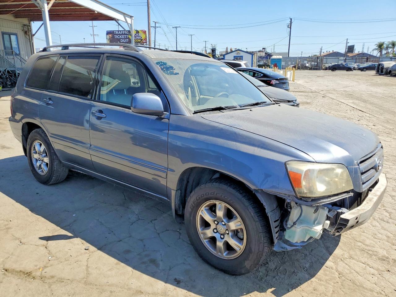 2005 TOYOTA HIGHLANDER