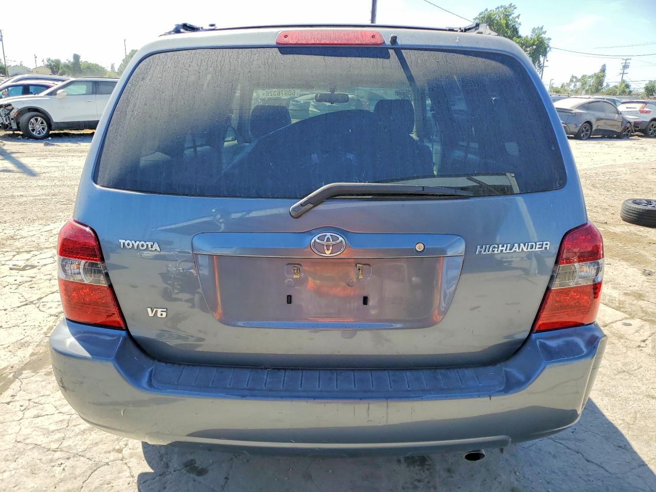 2005 TOYOTA HIGHLANDER