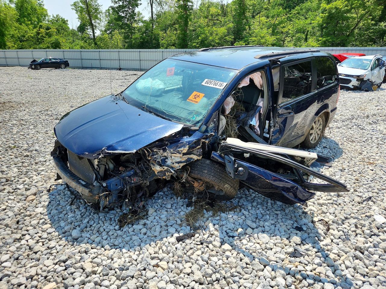 2014 CHRYSLER MINIVAN