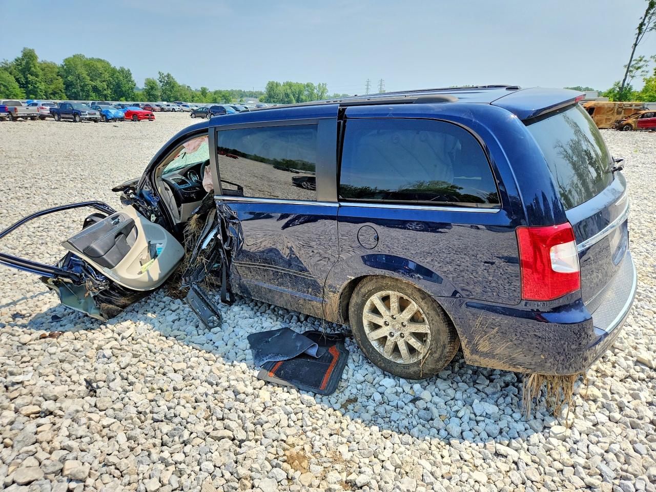 2014 CHRYSLER MINIVAN