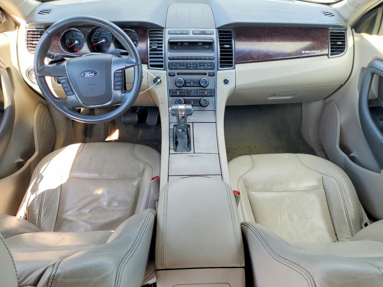2010 FORD TAURUS