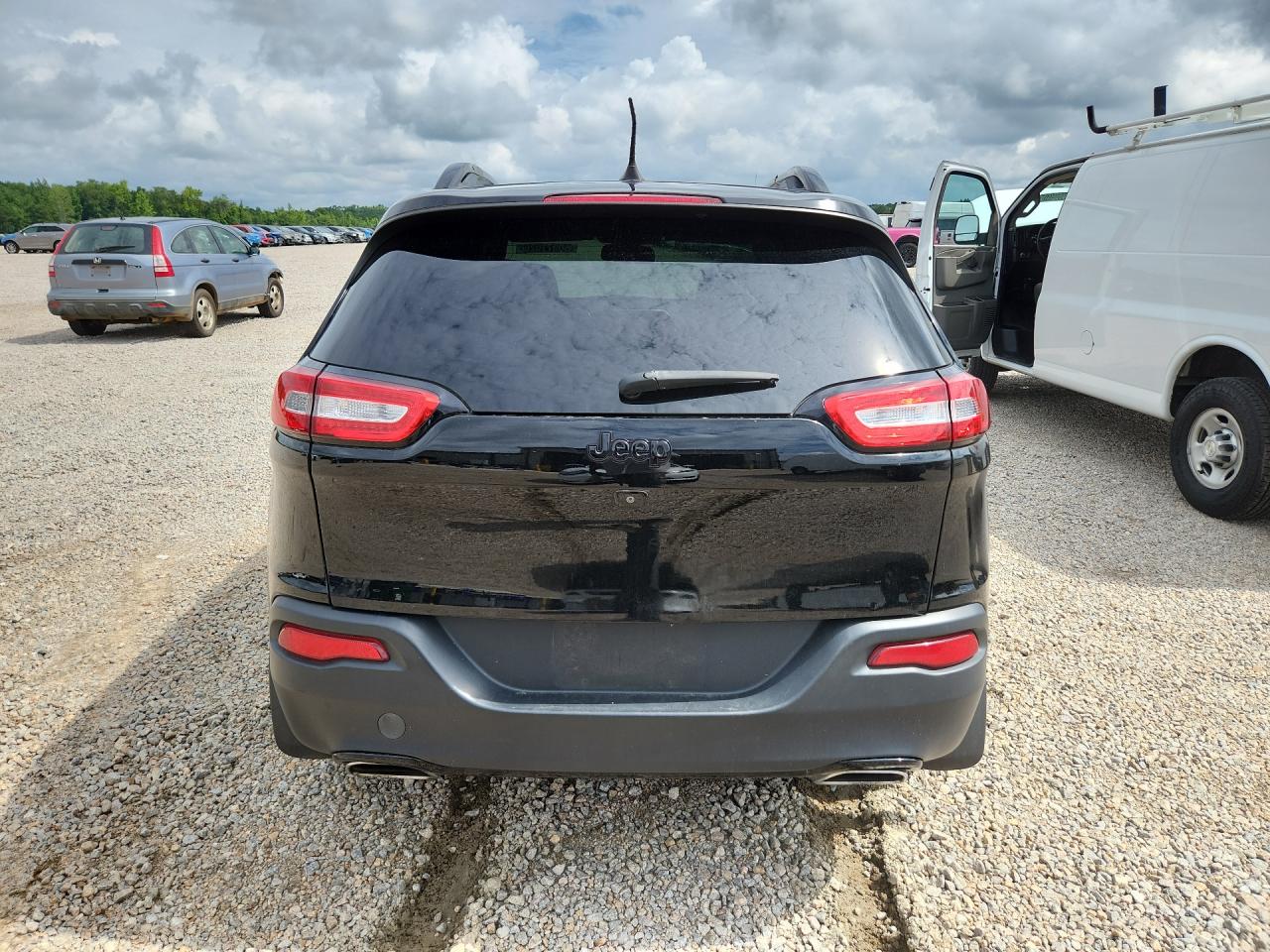 2018 JEEP CHEROKEE