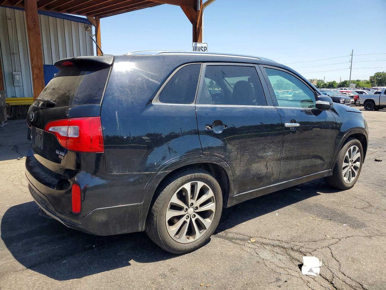 2014 KIA SORENTO