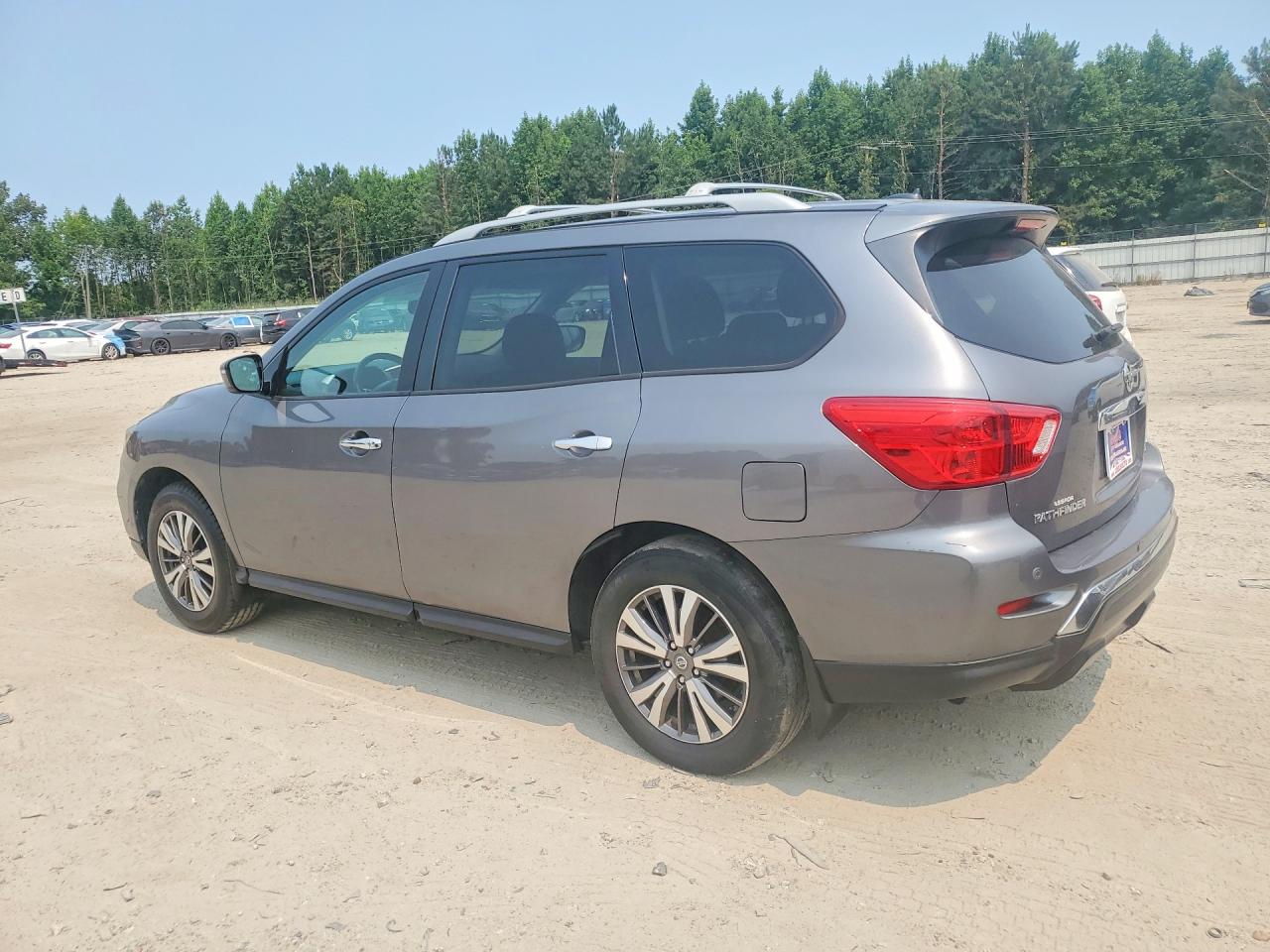 2017 NISSAN PATHFINDER