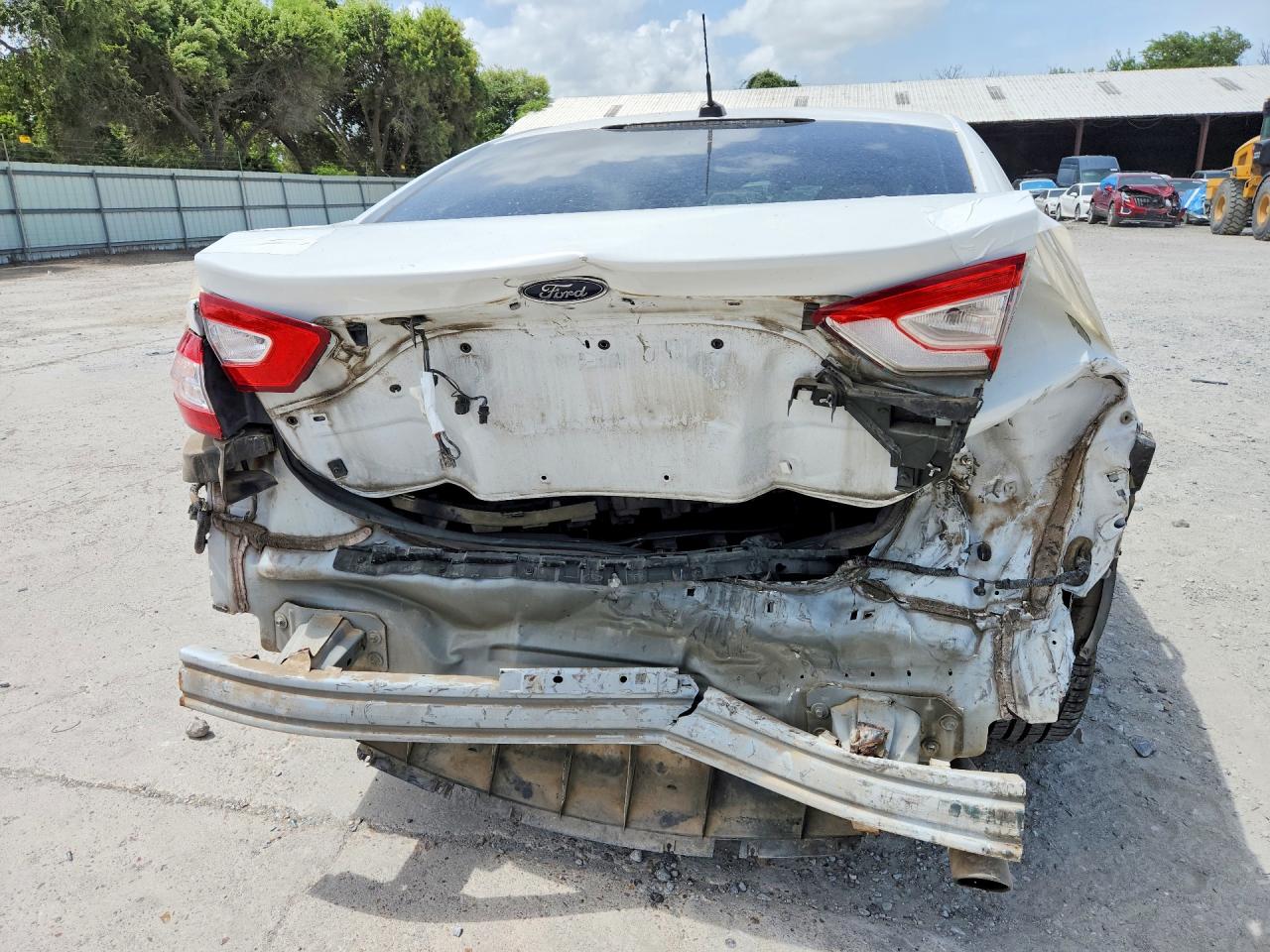 2015 FORD FUSION