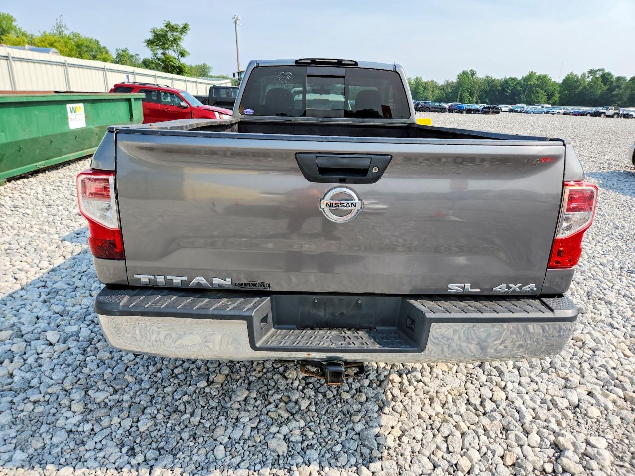 2017 NISSAN TITAN