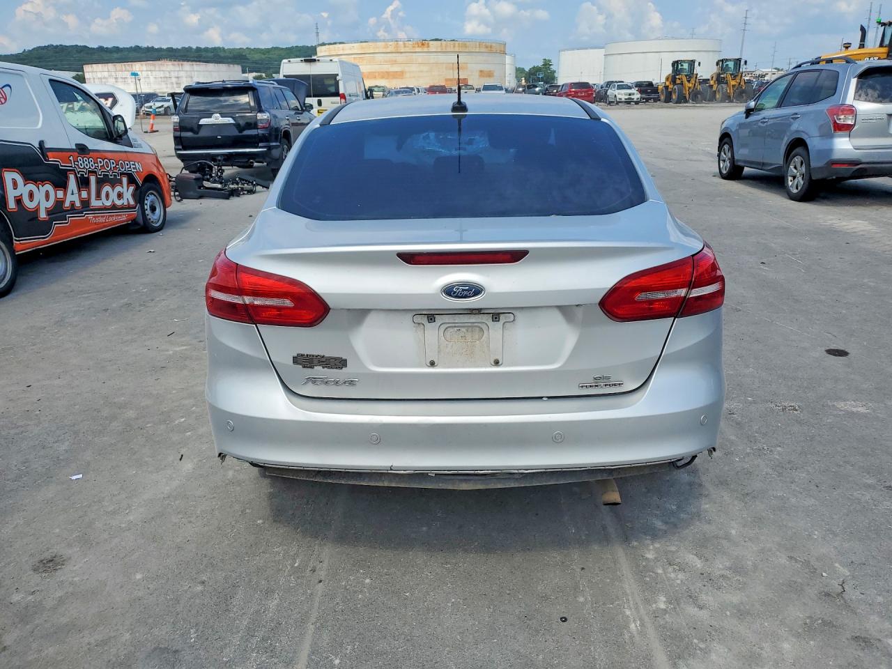2015 FORD FOCUS