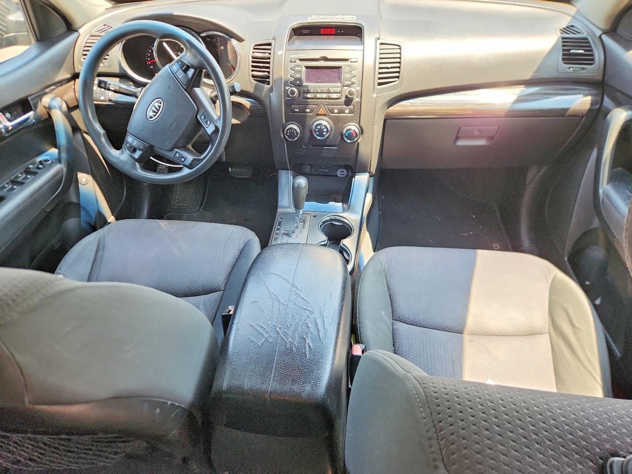 2011 KIA SORENTO