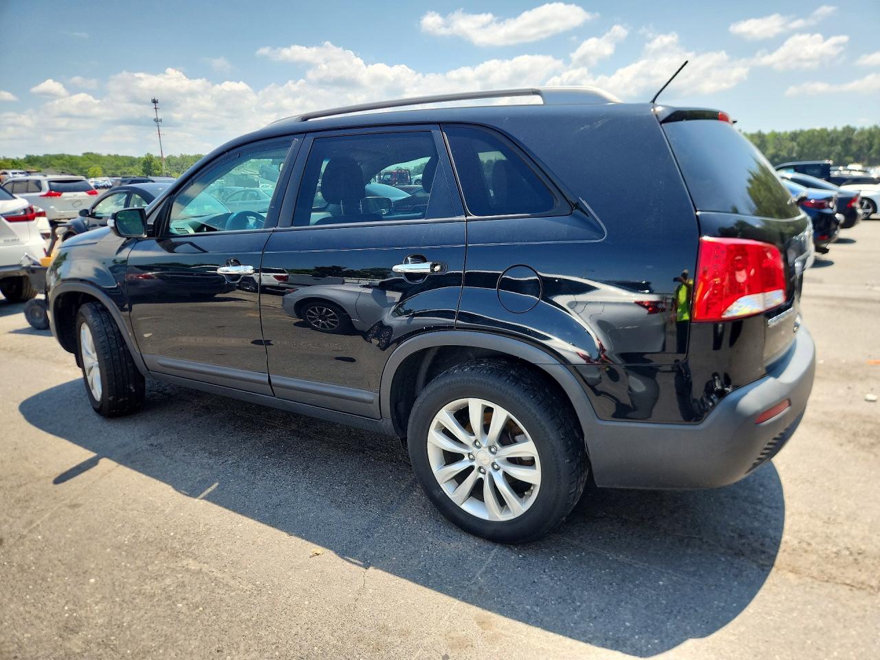 2011 KIA SORENTO