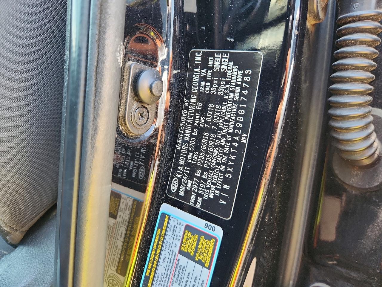 2011 KIA SORENTO