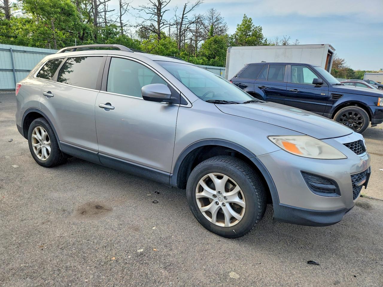2011 MAZDA CX-9