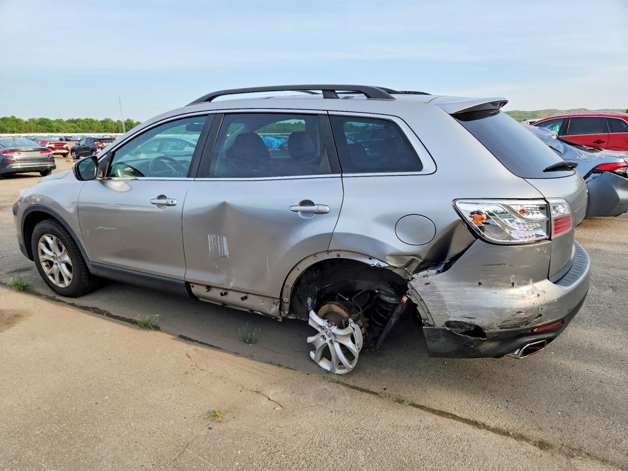 2011 MAZDA CX-9