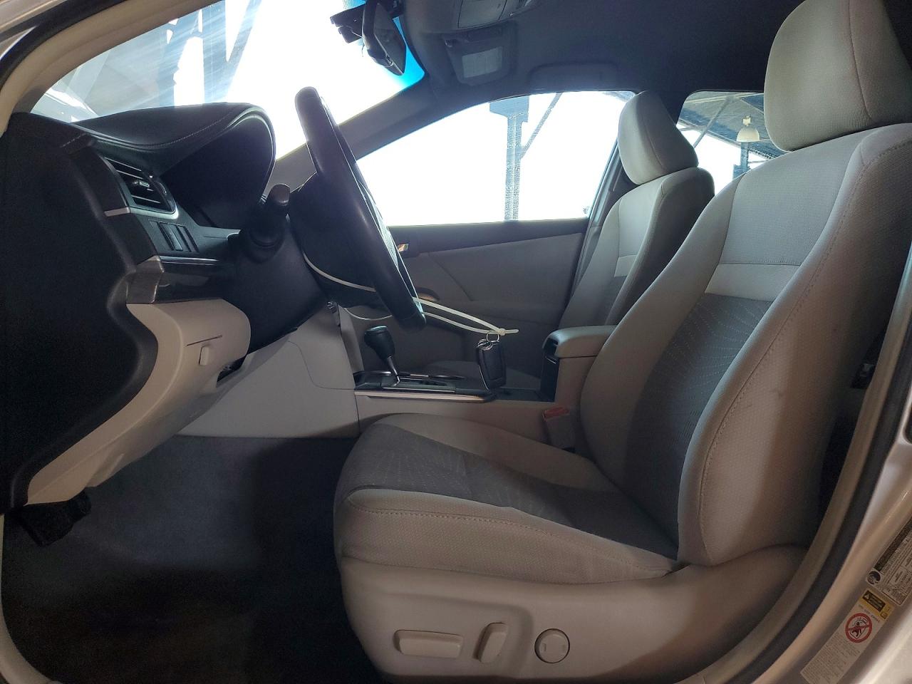 2012 TOYOTA CAMRY SOLA