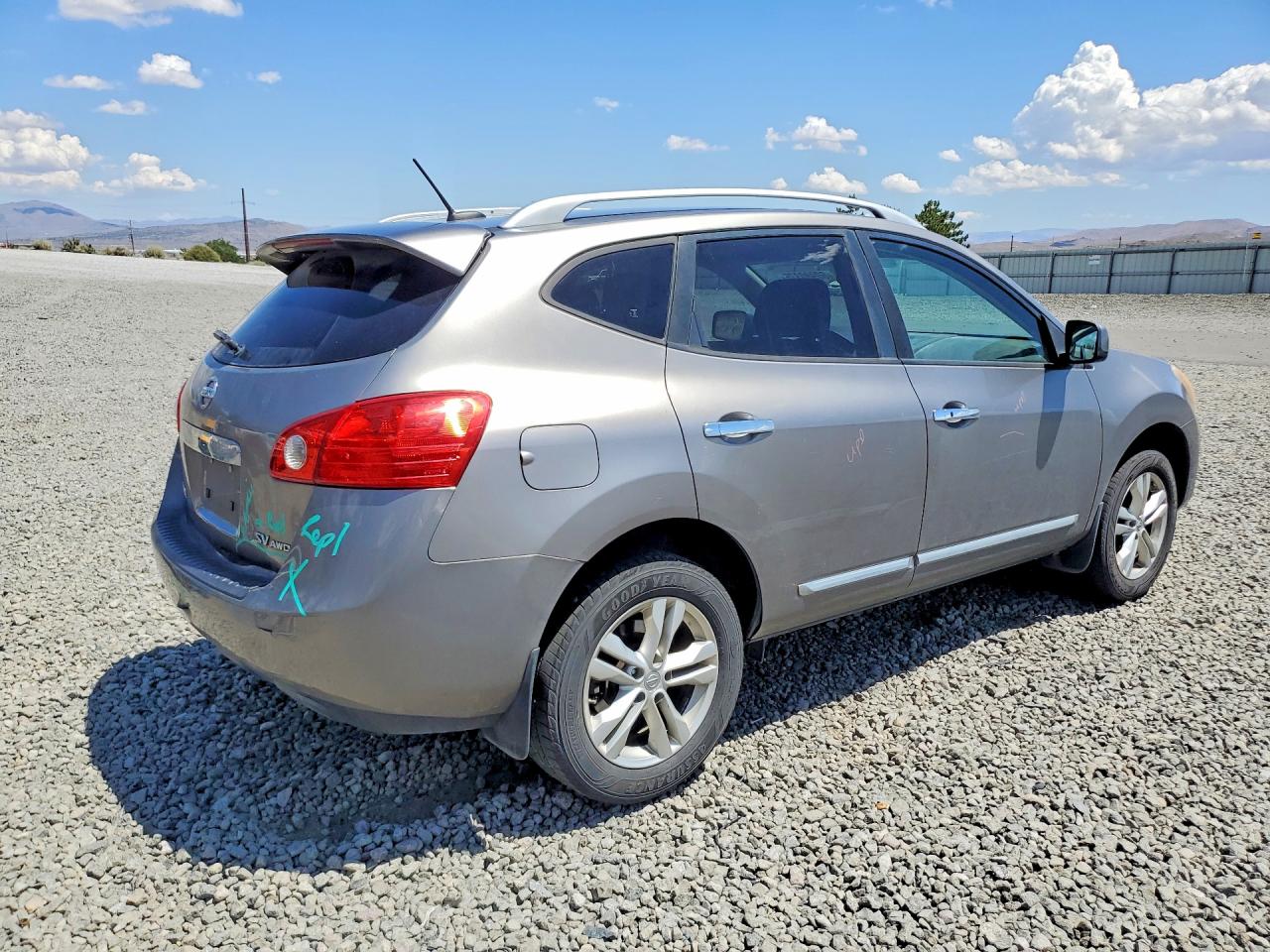 2013 NISSAN ROGUE