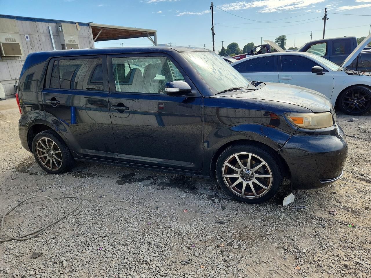 2011 TOYOTA SCION