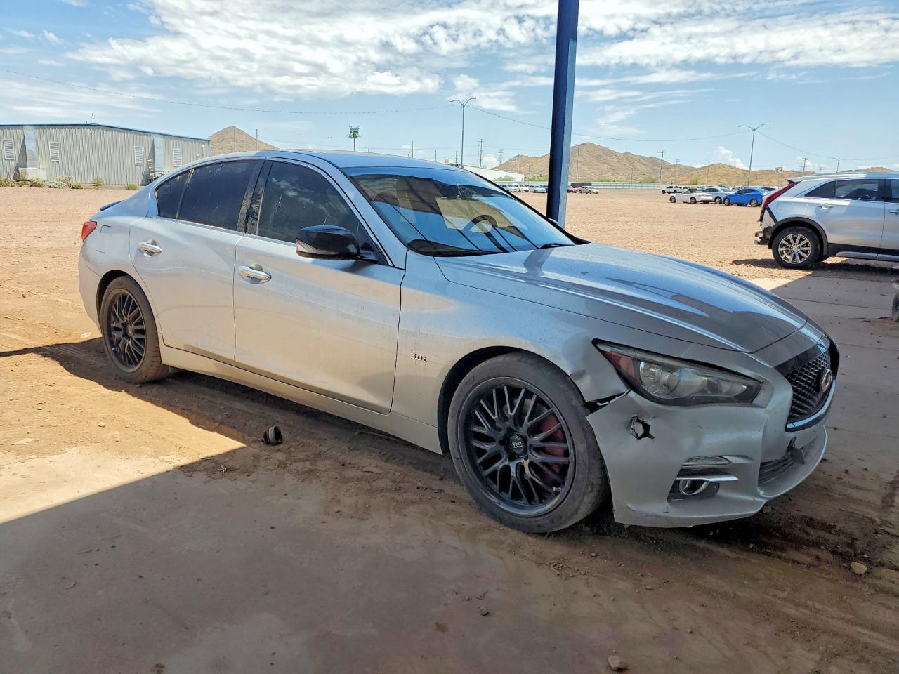 2017 INFINITI Q50